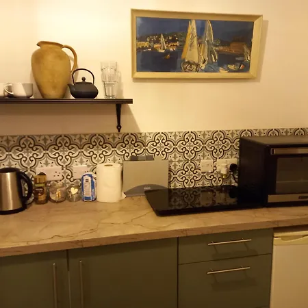 Jim's Place Apartament *